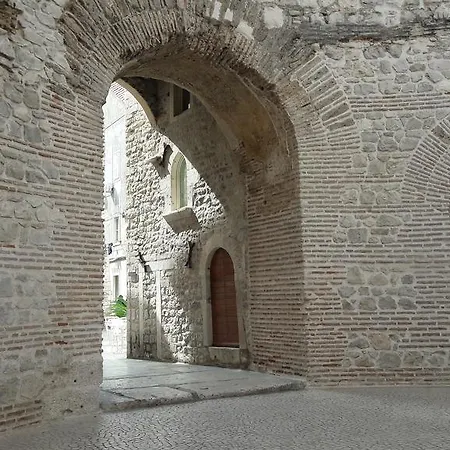 Apartment Peric Gæstehus Split